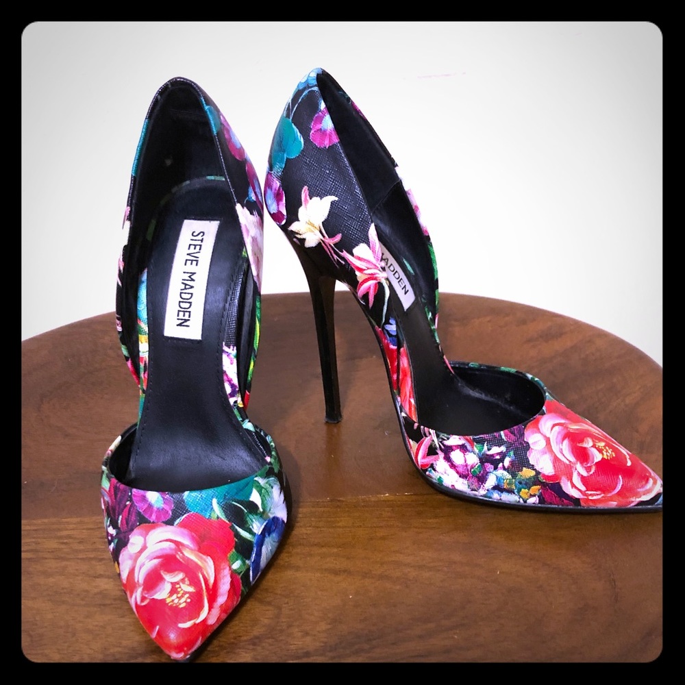 Multi floral Steve Madden pumps 5